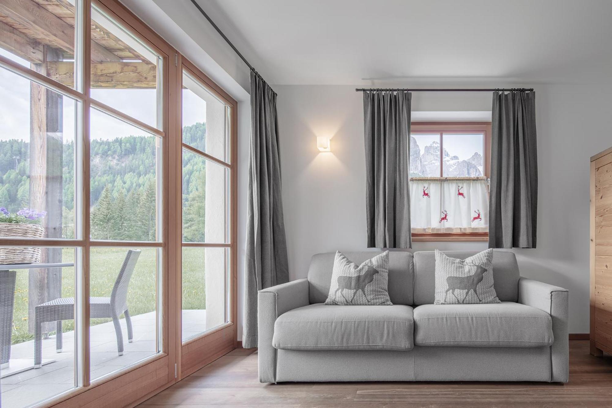 Chalet Ciasa Tino & Sara - Belaval Apartments Corvara In Badia Exterior photo